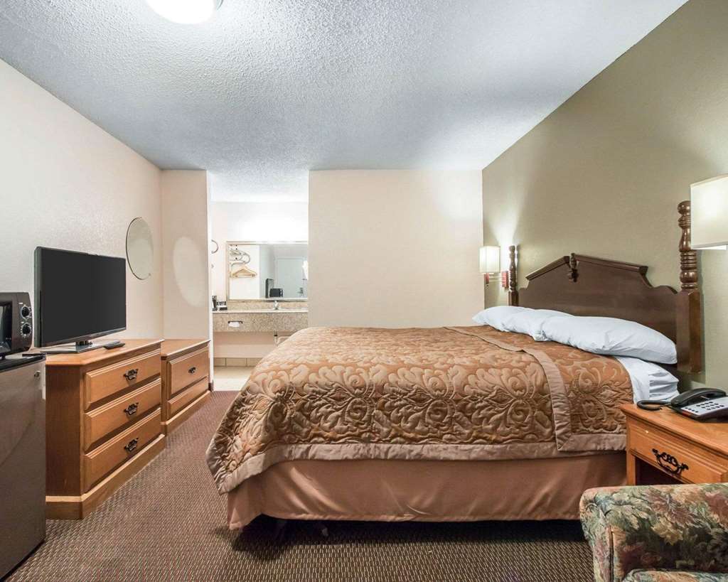 Rodeway Inn & Suites Brookhaven Quarto foto